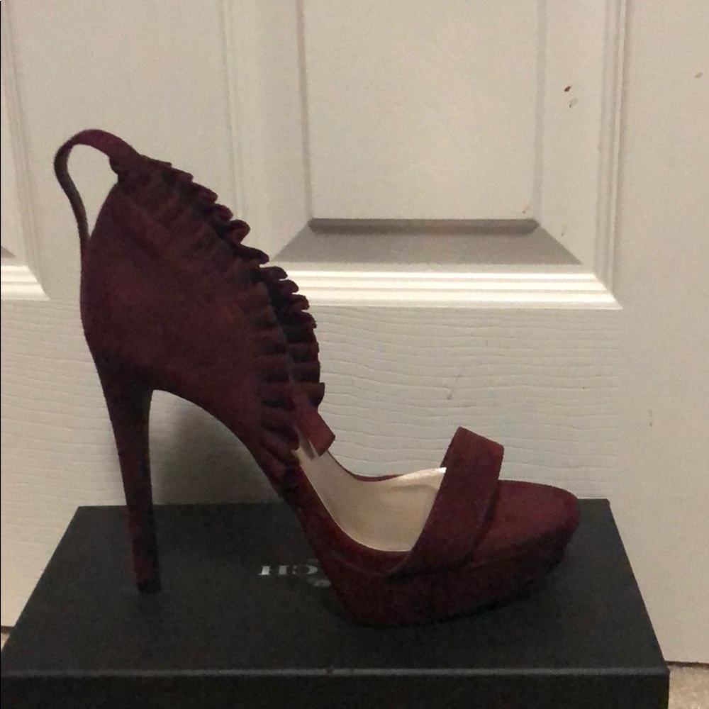 Dressy maroon pumps